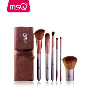 Makeup brushes brand new
